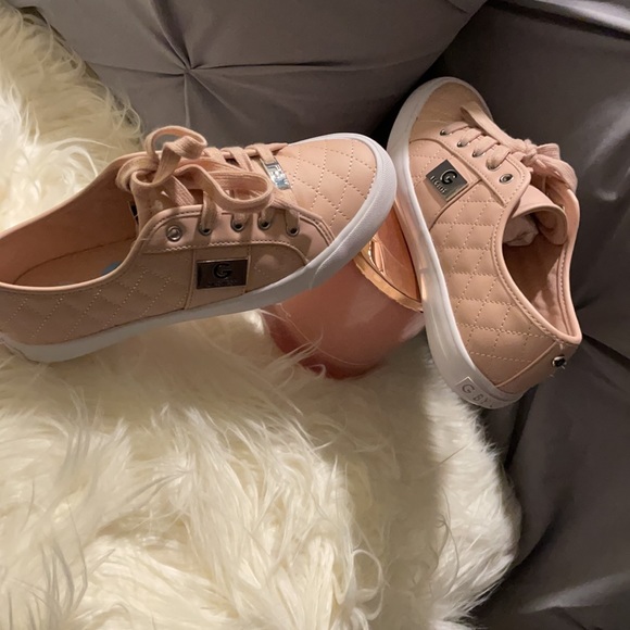 Guess Blush colored Quilted Sneakers - Picture 2 of 6